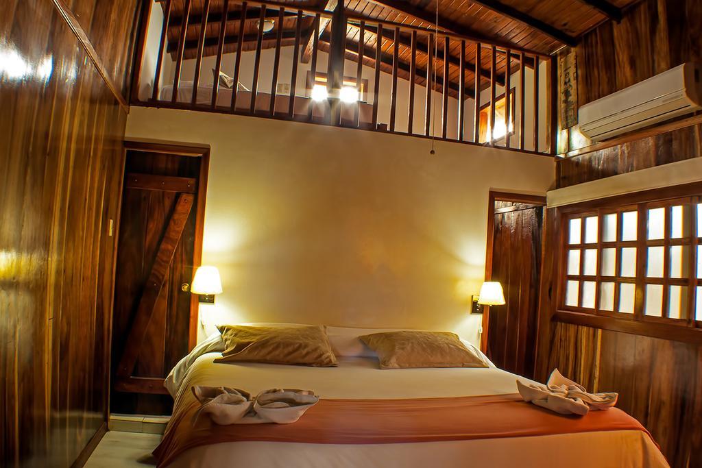The Wooden House Hotel Puerto Villamil Kültér fotó
