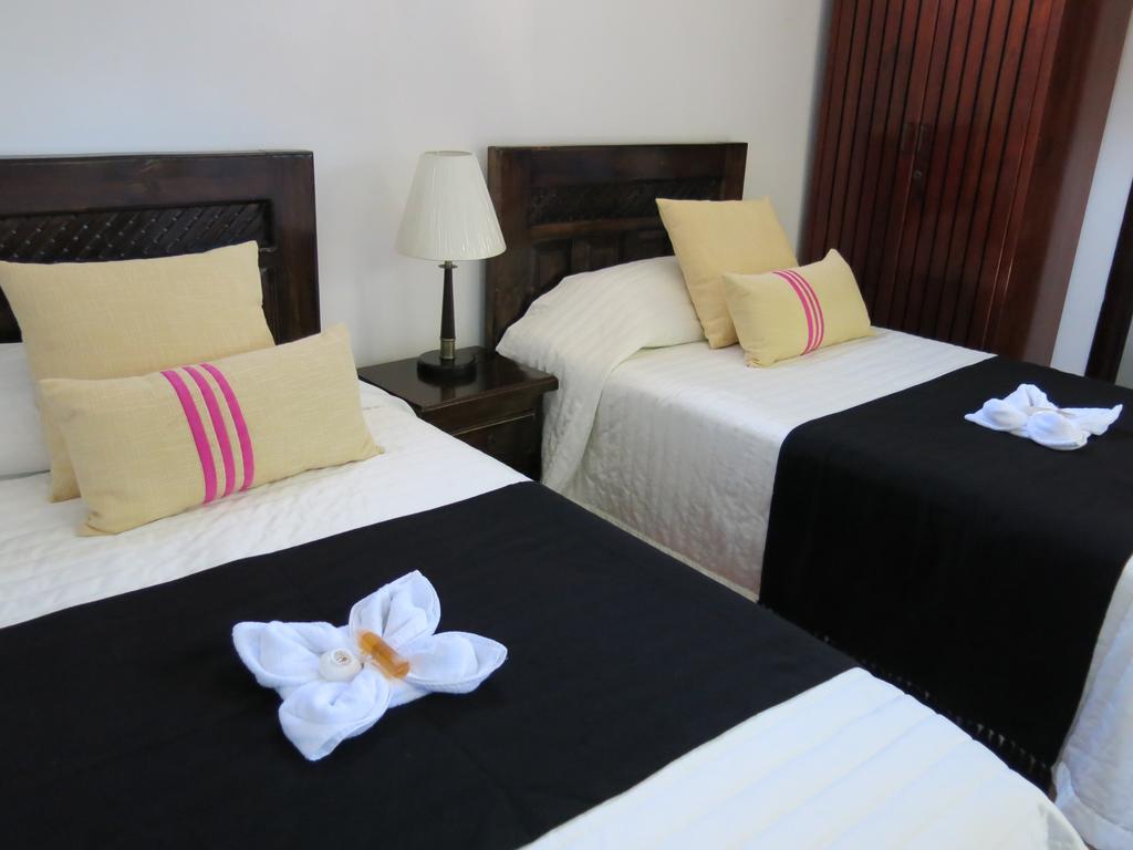 The Wooden House Hotel Puerto Villamil Kültér fotó