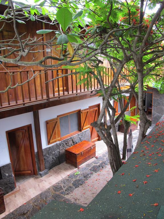 The Wooden House Hotel Puerto Villamil Kültér fotó